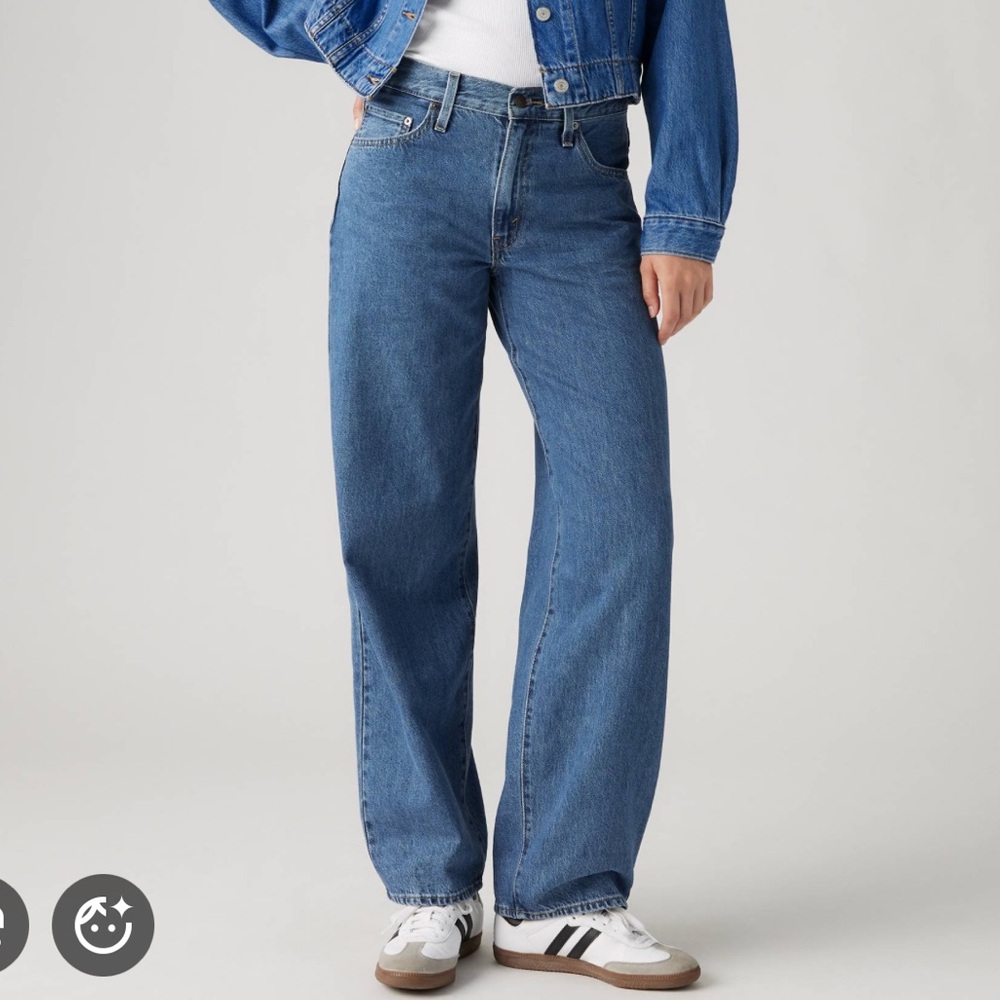 Levi’s Baggy Dad in Medium Wash